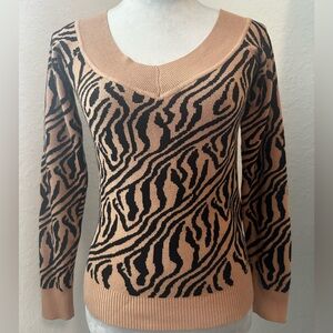 GUESS Black & Tan Zebra Print V Neck Sweater Medium Tan Black Fitted Knit Top